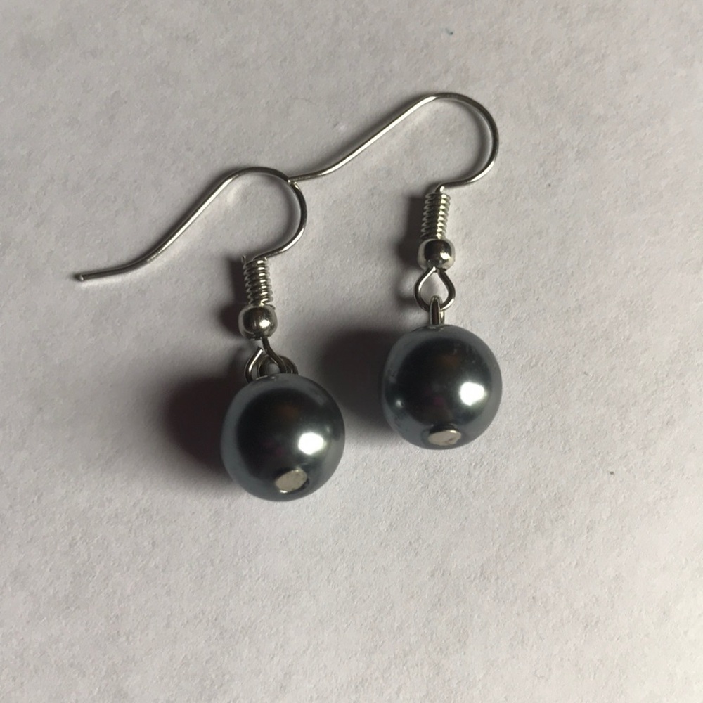 Silver colored pearl earrings